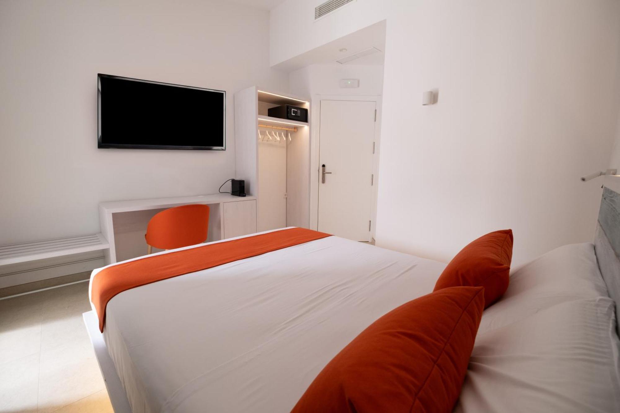 Hotel Boutique Es Blau 卡达克斯 外观 照片