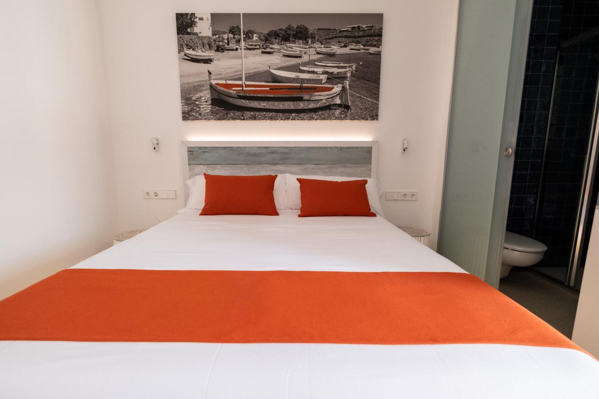 Hotel Boutique Es Blau 卡达克斯 外观 照片
