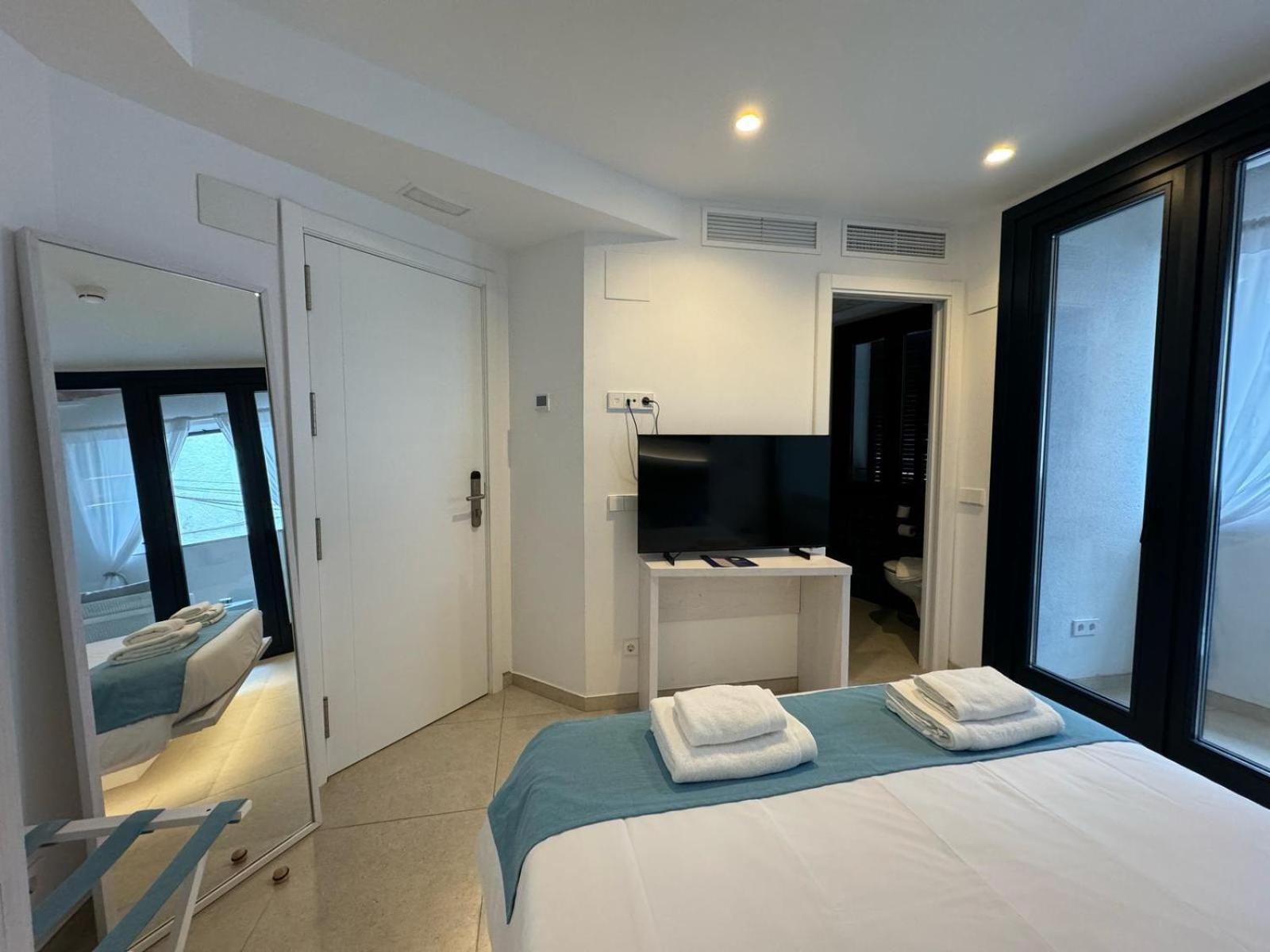 Hotel Boutique Es Blau 卡达克斯 外观 照片